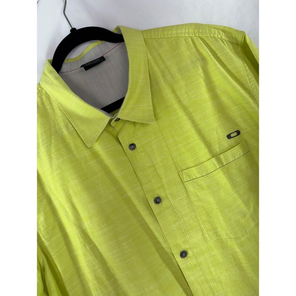 Oakley XXL Short Sleeve Button Up Shirt Chartreuse Casual Menswear - Picture 1 of 8